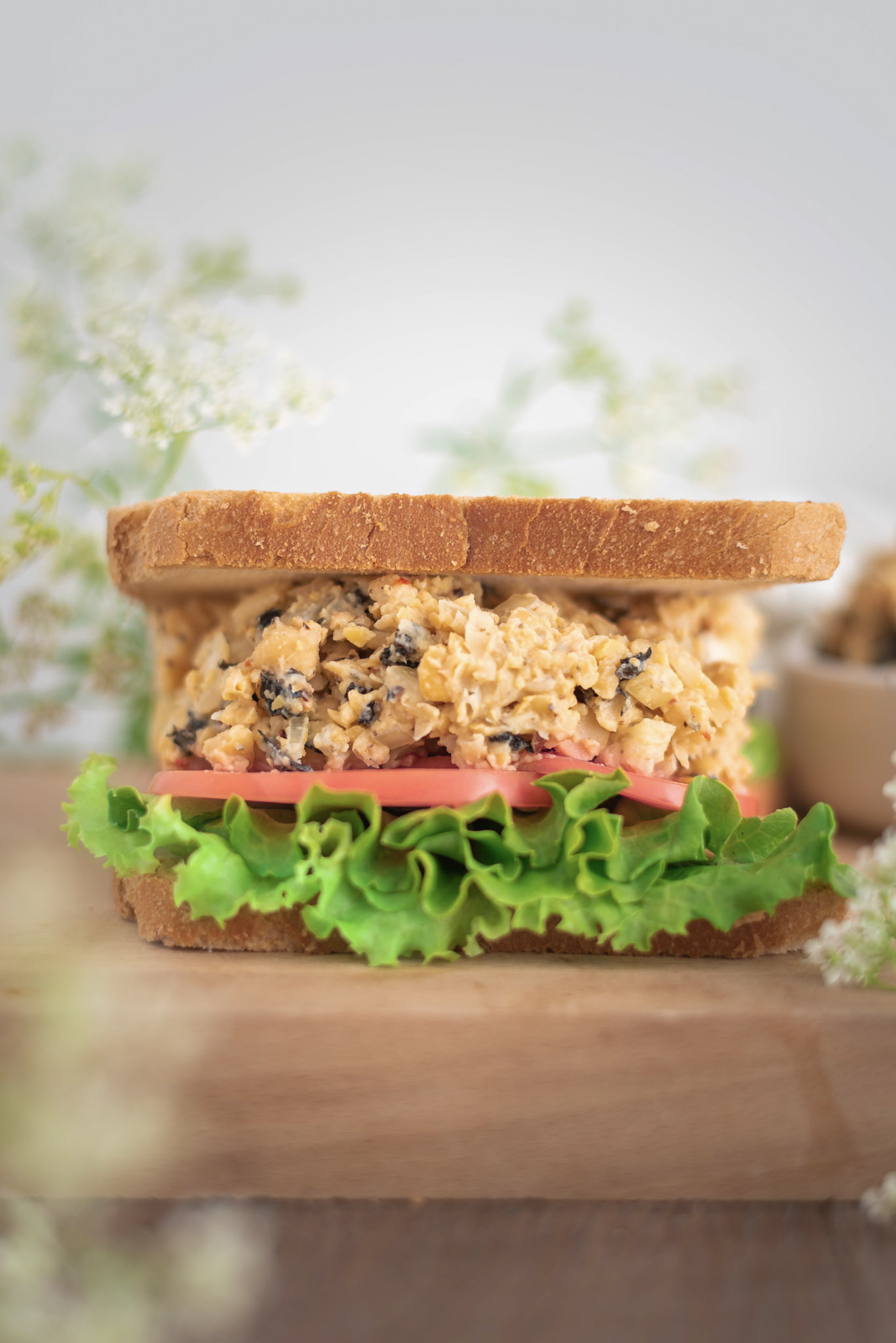 easy-vegan-tuna-sandwich-chickpea-of-the-sea-beextravegant