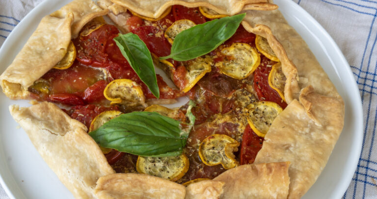 top view of tomato tart